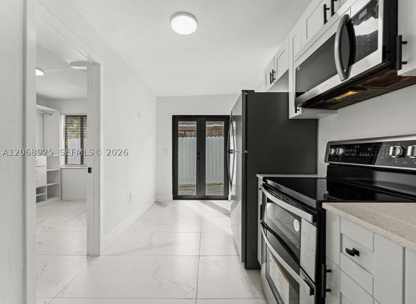 Ridgeview, 921 NW 22nd Ct #2, Miami, Florida 33125, image 2