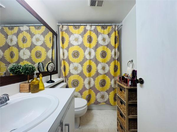 Hollywood Parc, 650 S Park Rd #26-5, Hollywood, Florida 33021, image 1