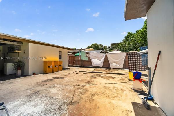 7151 SW 42nd St, Unincorporated Dade County, Florida 33155, image 1
