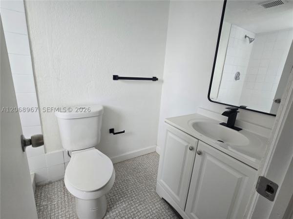 Lakeshore At University Park, 8740 N Sherman Cir #308, Miramar, Florida 33025, image 3