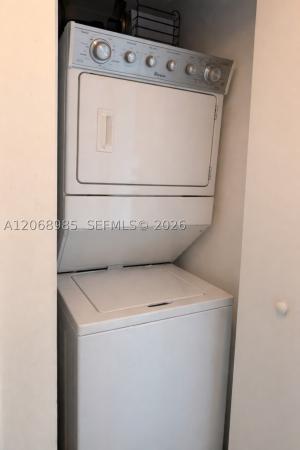 One Miami East, 335 S Biscayne Blvd #1005, Miami, Florida 33131, image 3