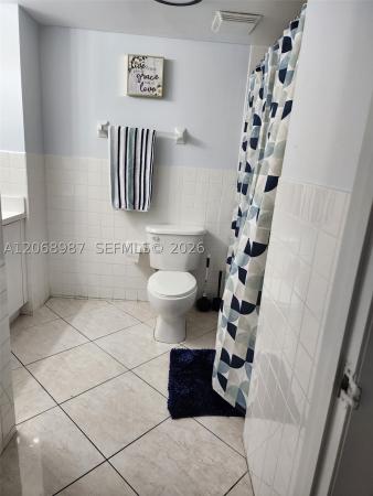 Miami, Florida 33135, image 2