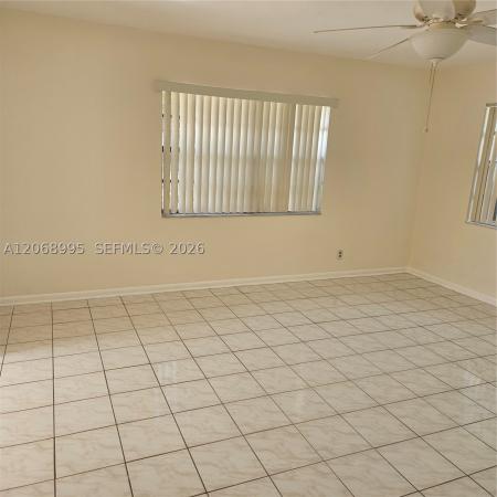 Central Oakland Park, 1008 NE 34th Ct #A, Oakland Park, Florida 33334, image 1