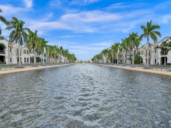 Villa Alhambra, 2925 NW 126th Ave #320-1, Sunrise, Florida 33323, image 2