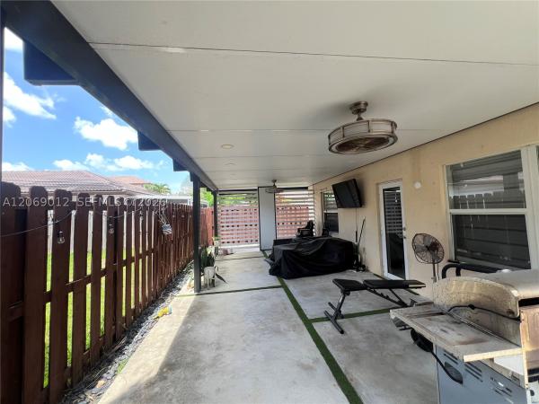 Atlantis At Oasis, 2410 NE 4th St, Homestead, Florida 33033, image 2