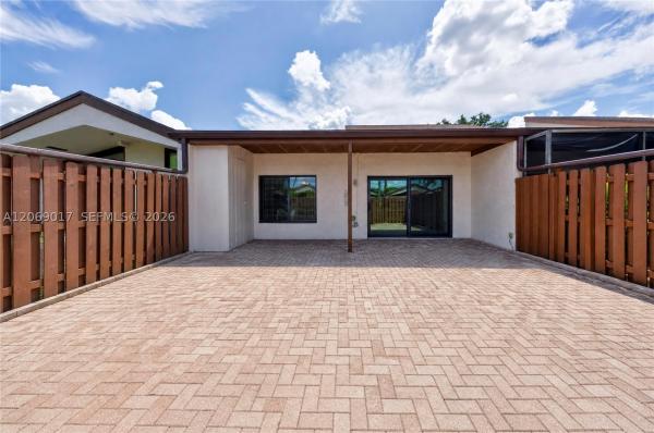 1725 NW 71st Ave #103, Plantation, Florida 33313, image 1
