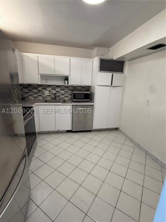 Admirals Port West, 2801 NE 183rd St #1914W, Aventura, Florida 33160, image 3