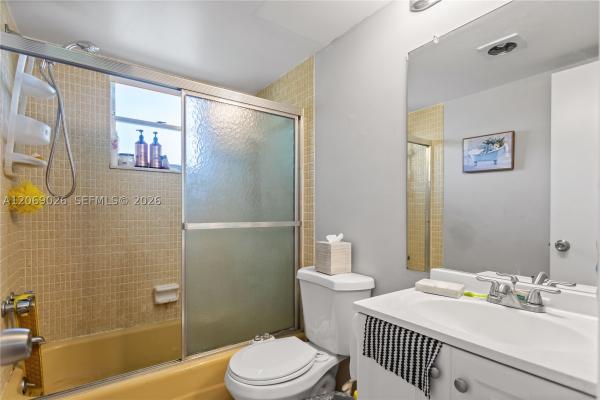 Ashbury House Of Carriage Hills, 201 Berkley Rd #309, Hollywood, Florida 33024, image 2