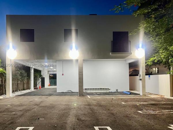 Marldale, 1860 NW 19th St #102, Miami, Florida 33125, image 3