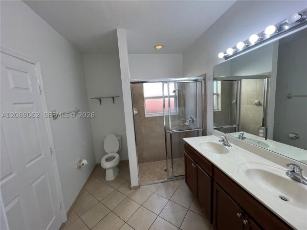 Atlantis At Oasis, 2410 NE 4th St, Homestead, Florida 33033, image 1