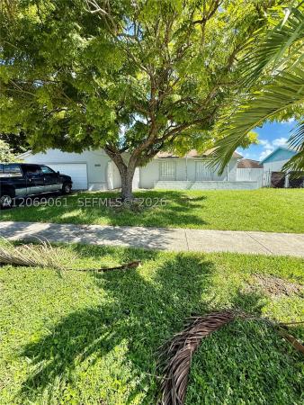 13237 SW 257th Ter, Homestead, Florida 33032, image 2