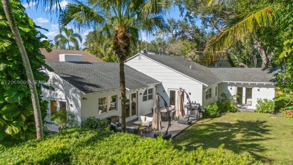 Bonita Park, 4011 Hardie Ave, Miami, Florida 33133, image 2