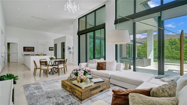 Diplomat Golf Estates, 1651 Diplomat Pkwy, Hallandale Beach, Florida 33009, image 1