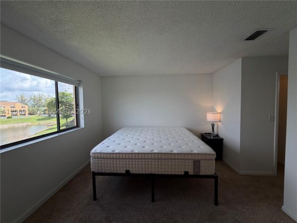 Villas At Lakeview, 5200 NW 31st Ave #217, Fort Lauderdale, Florida 33309, image 1