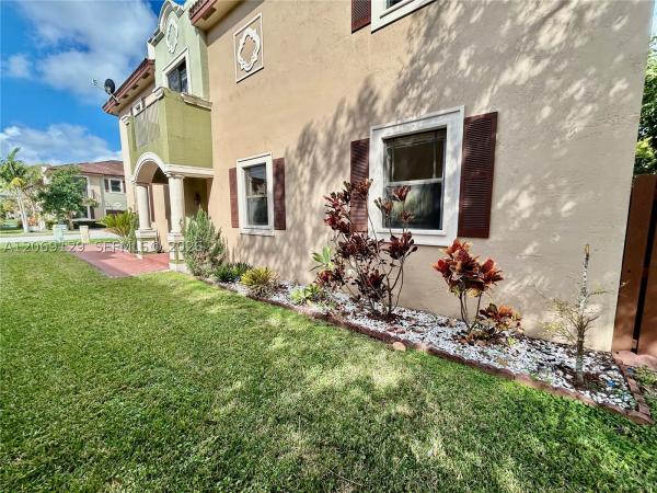 Florence At Crystal Lakes, 607 NE 35th Ave, Homestead, Florida 33033, image 1