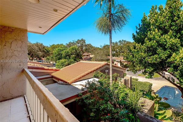 The Townhouses Of Emerald Hills, 806 Saint Andrews Rd #13, Hollywood, Florida 33021, image 1