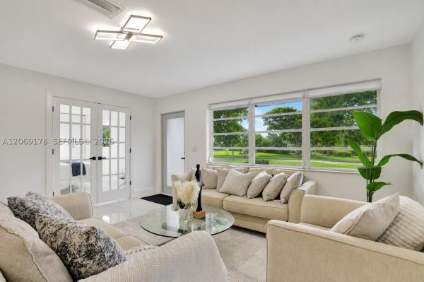 Pine Crest, 1220 NE 8th St, Pompano Beach, Florida 33060, image 1