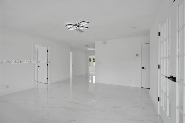 Pine Crest, 1220 NE 8th St, Pompano Beach, Florida 33060, image 2
