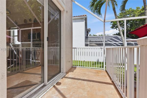 Kingsview, 15845 NW 14th Rd, Pembroke Pines, Florida 33028, image 2