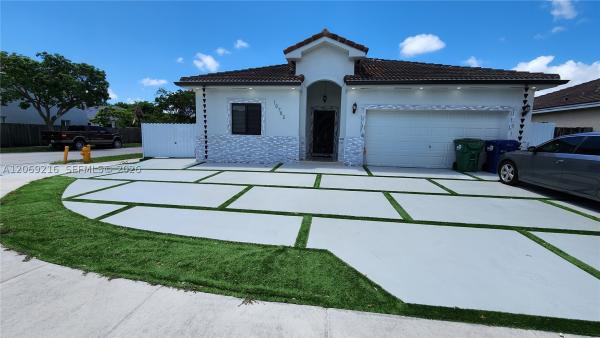 10752 SW 228th Ter, Unincorporated Dade County, Florida 33170, image 1