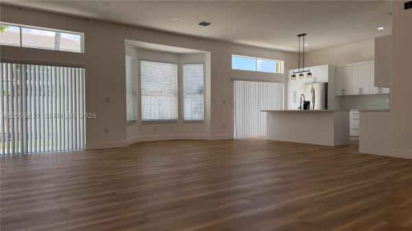 Keystone Lake, 19089 NW 23rd Ct, Pembroke Pines, Florida 33029, image 1