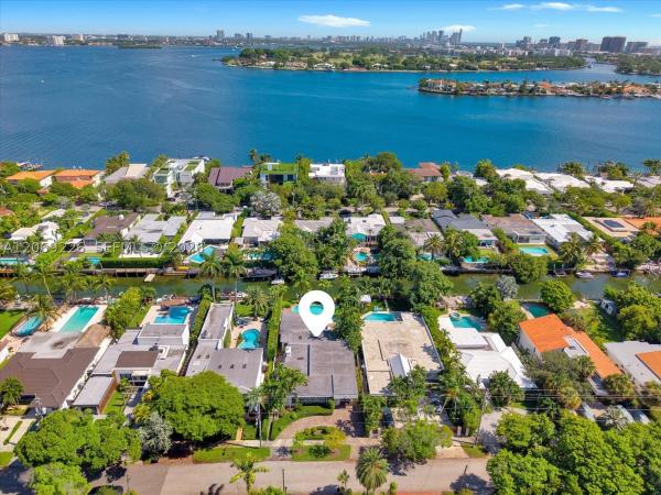 Biscayne Point, 1777 Daytonia Rd, Miami Beach, Florida 33141, image 2