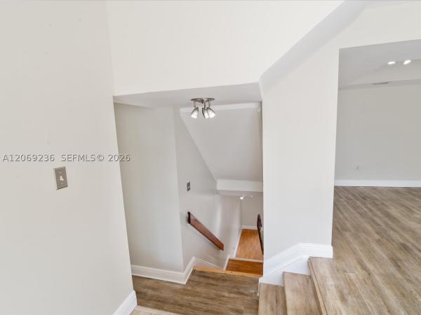 390 NW 86th Pl #201, Unincorporated Dade County, Florida 33126, image 3