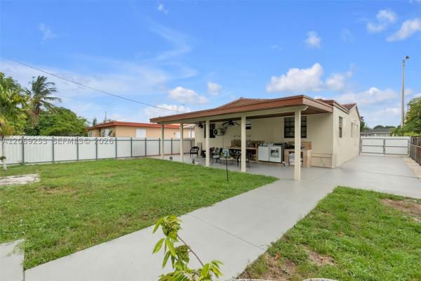 142 W 35th St, Hialeah, Florida 33012, image 3