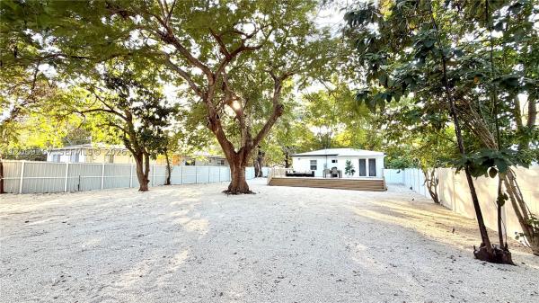 Palomar, 12325 NE 11th Pl, North Miami, Florida 33161, image 3
