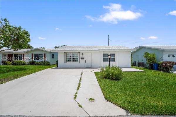 Palm Beach Leisureville, 142 NW 10th Ct, Boynton Beach, Florida 33426, image 2