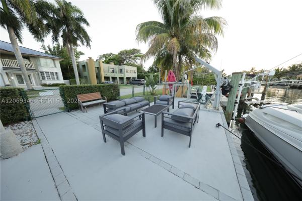 1230 NE 89th St, Unincorporated Dade County, Florida 33138, image 2
