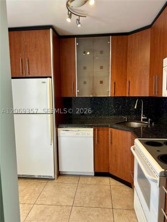 Ensenada, 3401 N Country Club Dr #EI-216, Aventura, Florida 33180, image 3
