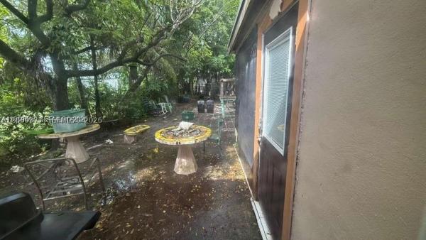 Hollywood Terrace, 2411 Hayes St, Hollywood, Florida 33020, image 1