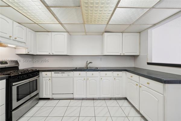 6231 SW 116th Pl #A, Unincorporated Dade County, Florida 33173, image 2