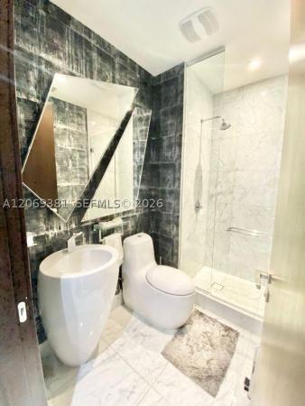 Jade Signature, 16901 Collins Ave #701, Sunny Isles Beach, Florida 33160, image 2