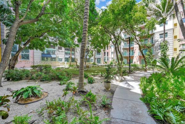 Valencia, 6001 SW 70th St #227, South Miami, Florida 33143, image 2
