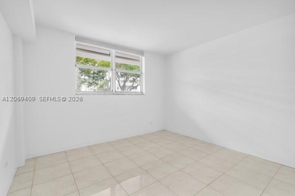 Eastern Shores White House, 3660 NE 166th St #114, North Miami Beach, Florida 33160, image 3