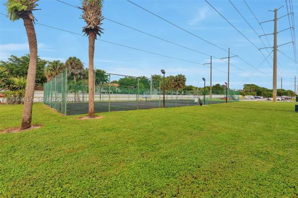 Sun Vista Gardens, 5760 Rock Island Rd #339, Tamarac, Florida 33319, image 1