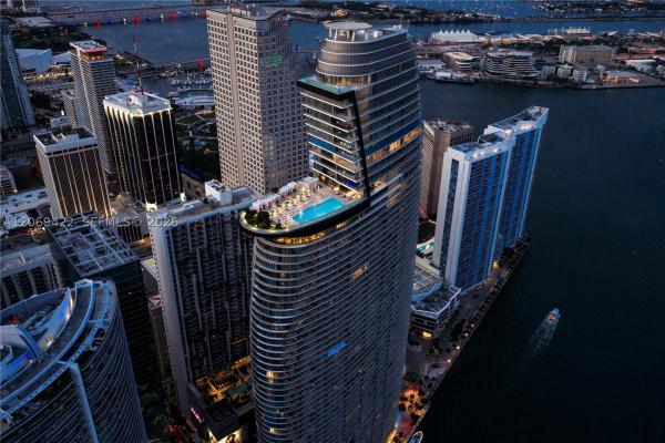 300 Biscayne Boulevard Way #3108, Miami, Florida 33131, image 3
