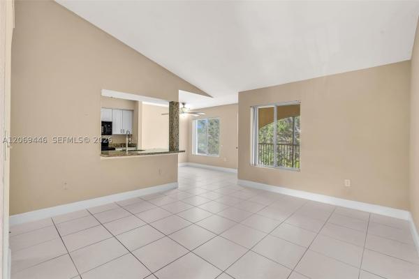 Sailboat Pointe, 2667 NW 33rd St #2413, Oakland Park, Florida 33309, image 2
