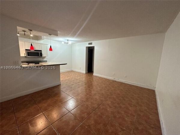 North Bay Villas, 1801 S Treasure Dr #112, North Bay Village, Florida 33141, image 3