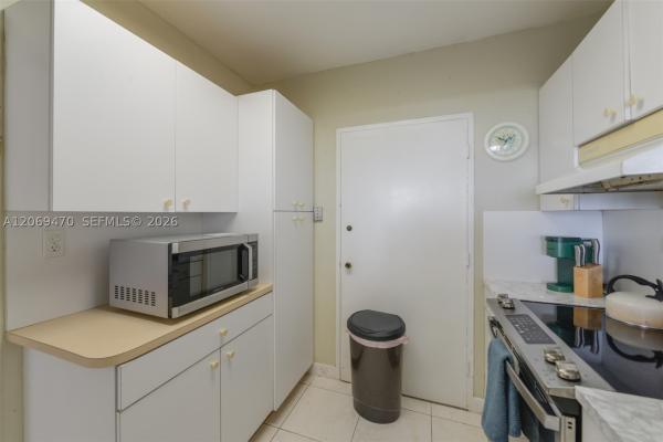 The Pavilion, 5601 Collins Ave #512, Miami Beach, Florida 33140, image 1