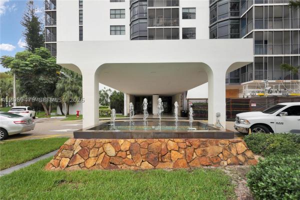 Bonavida, 20100 W Country Club Dr #1003, Aventura, Florida 33180, image 1