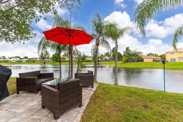 Pelican Bay At Old Cutler Lakes, 20922 SW 88th Pl, Cutler Bay, Florida 33189, image 1