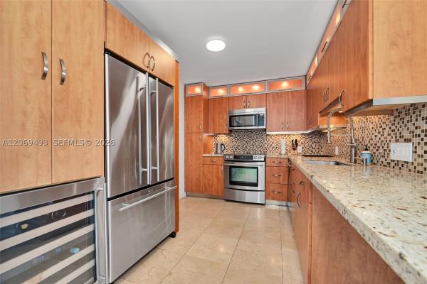 Costa Brava, 11 Island Ave #906, Miami Beach, Florida 33139, image 3