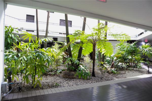 13951 Kendale Lakes Cir #310A, Unincorporated Dade County, Florida 33183, image 1
