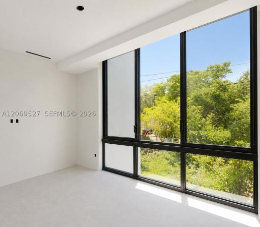 Pompano Isles, 2377 SE 15th St, Pompano Beach, Florida 33062, image 3