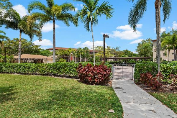 Kingsley At Century Village, 13455 SW 9th Ct #301J, Pembroke Pines, Florida 33027, image 3