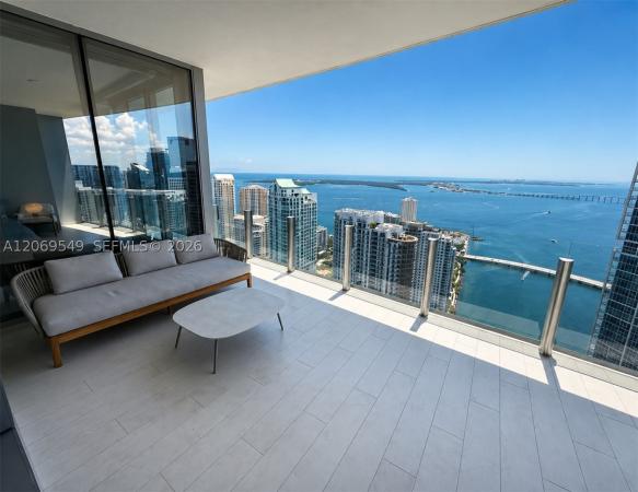 300 Biscayne Blvd Way #4404, Miami, Florida 33131, image 1