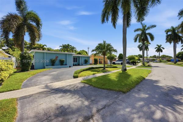 Sunrise Golf Village, 2250 NW 81st Ave, Sunrise, Florida 33322, image 1